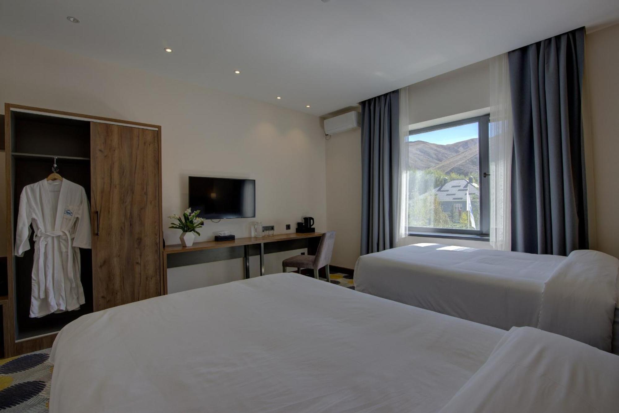 Grand Khan Tengri 4* Naryn Exterior foto
