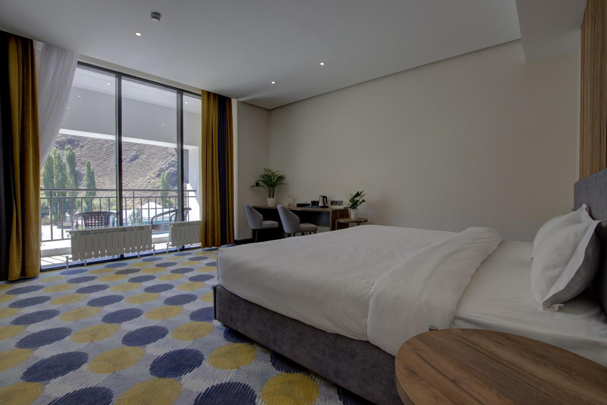 Grand Khan Tengri 4* Naryn Exterior foto